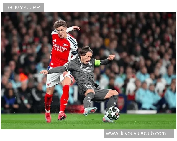 门德斯闪耀登场仅7分钟任意球世界波助巴黎领先